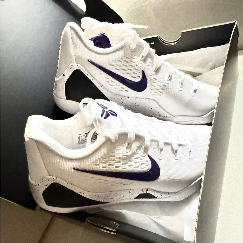 Nike White and Purple Athletic Shoes